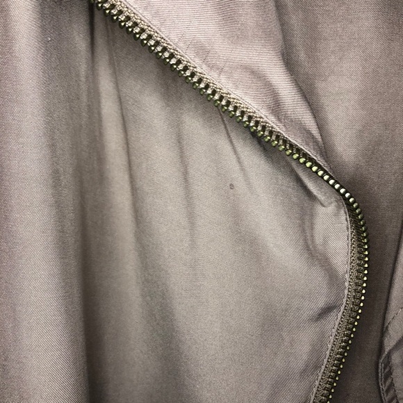 Trouve sleeveless tan vest - Picture 6 of 6